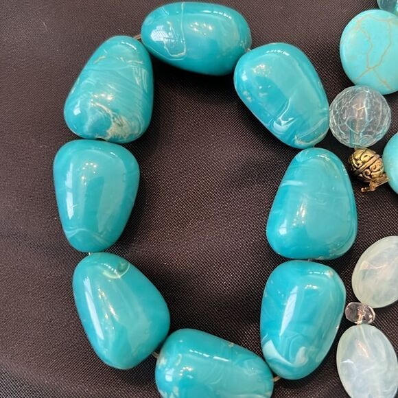NWT 3 handmade Angelas Designs stretchy brackets turquoise and clear beads - Picture 5 of 8
